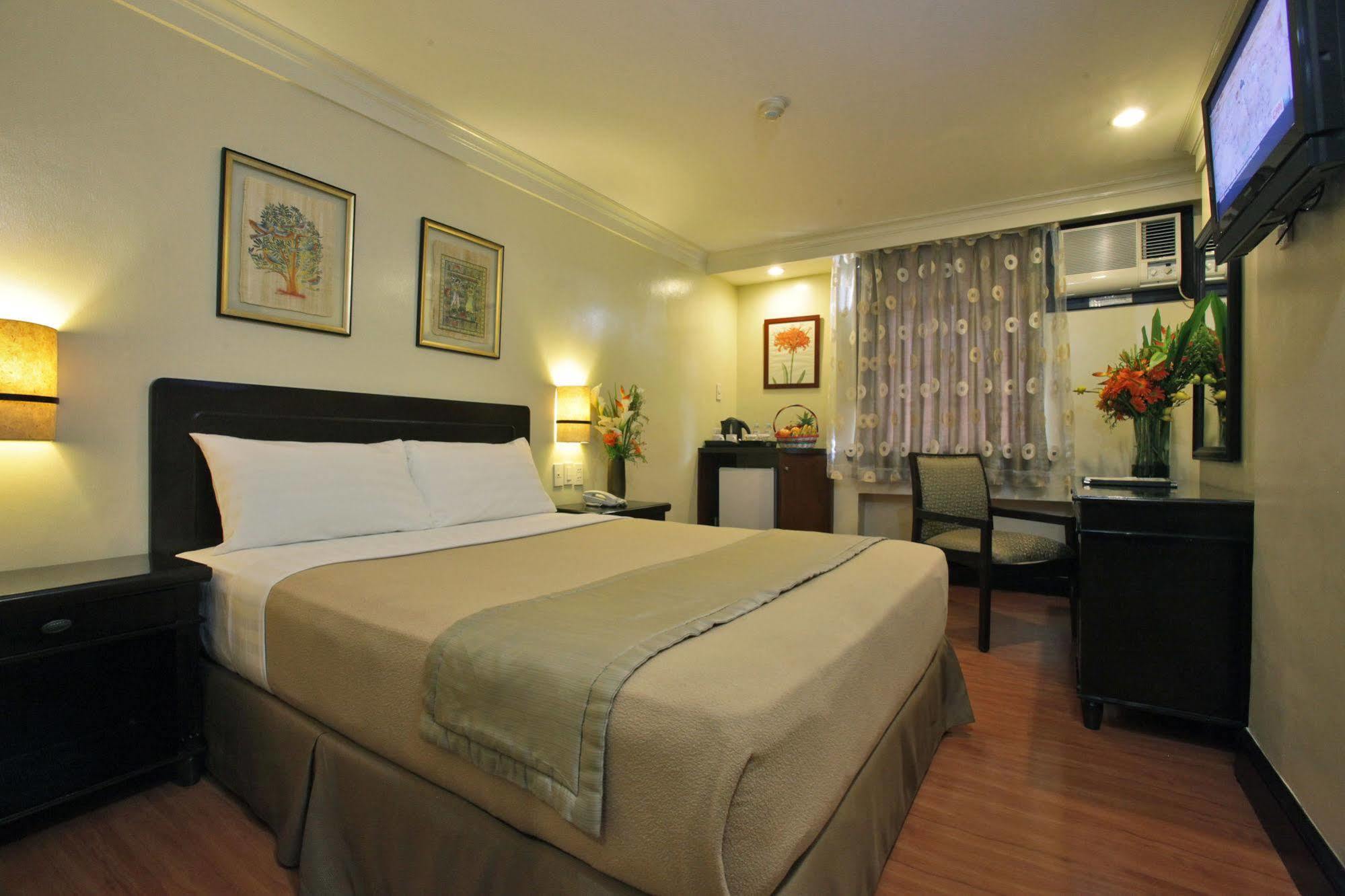Fersal Hotel Malakas, Quezon City Eksteriør billede