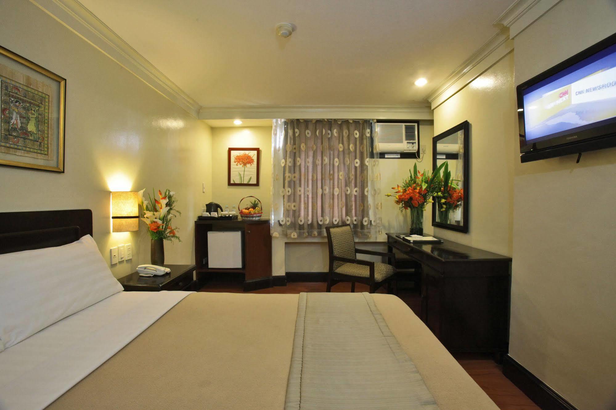Fersal Hotel Malakas, Quezon City Eksteriør billede